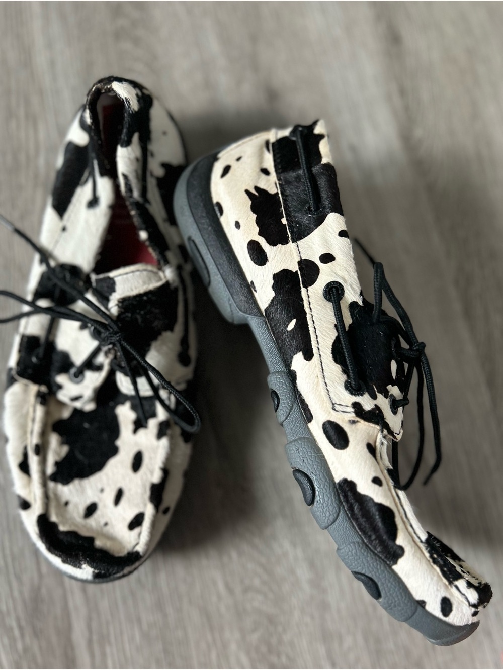 TWISTED X WOMEN'S HAIR ON HIDE BOAT SHOES - MOC TOE
